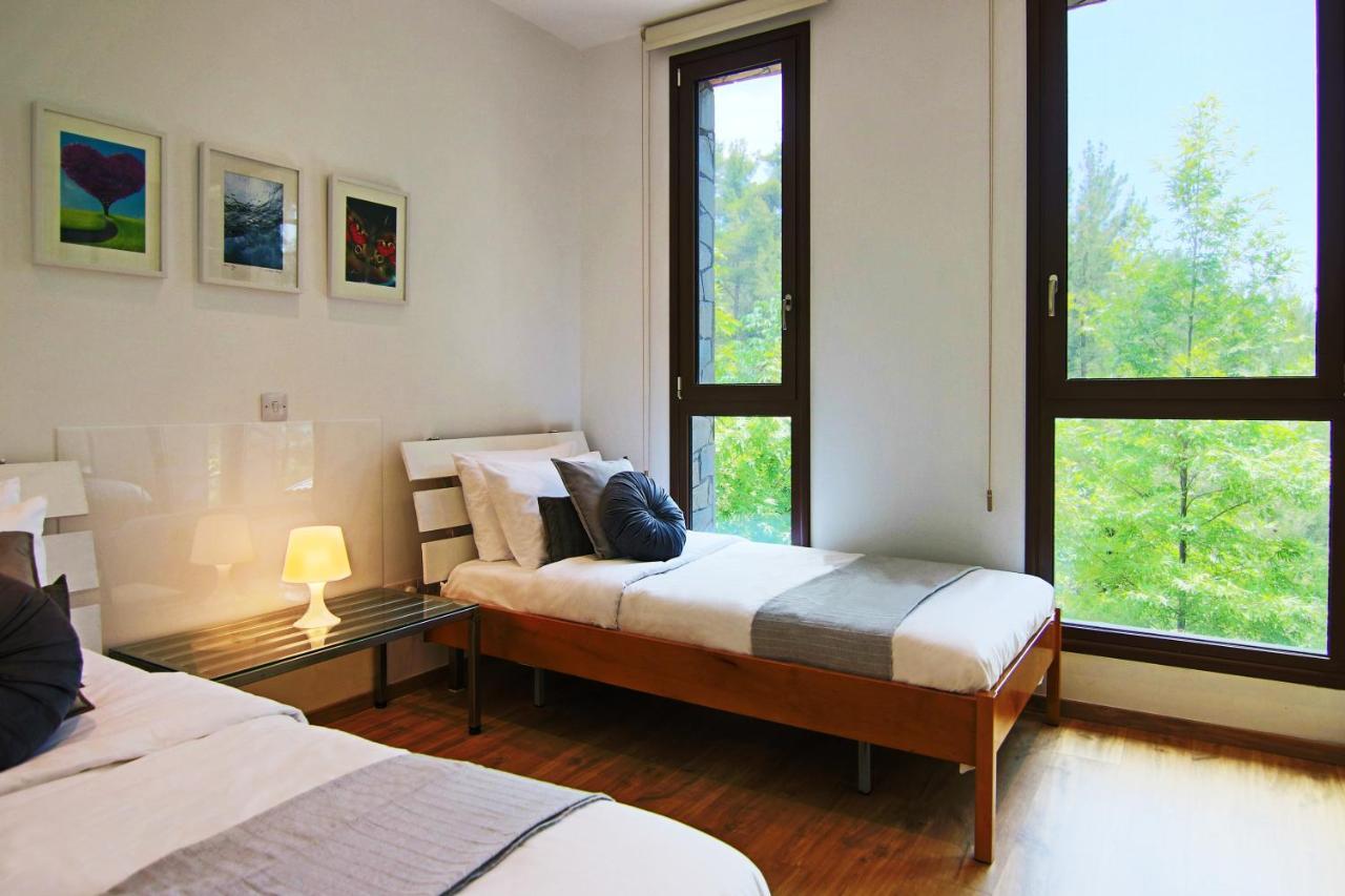 Phaedrus Living: Forest View Luxury Villa Chantara Foini Exterior photo